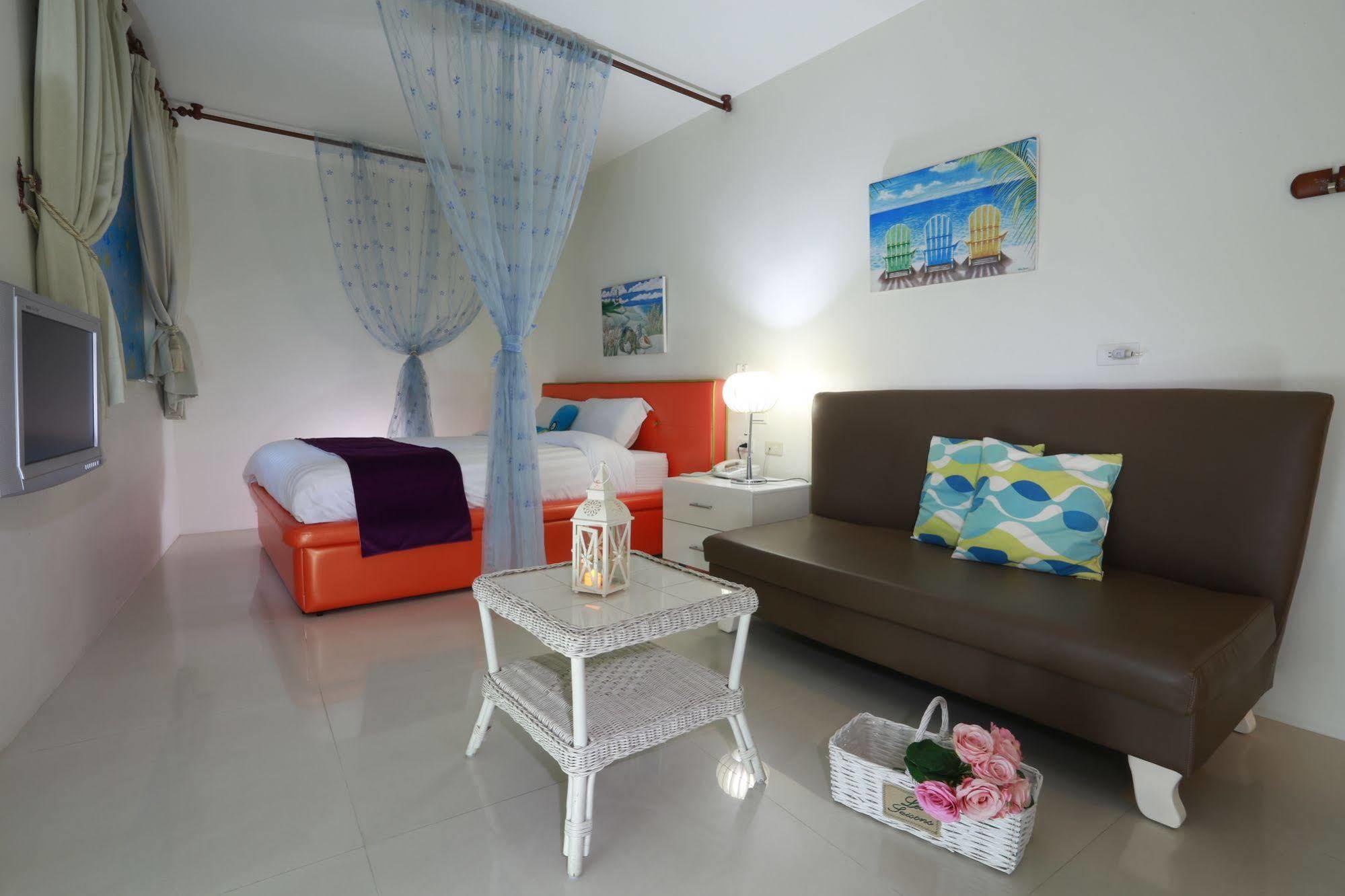Ocean Sky Homestay Toucheng Exterior foto