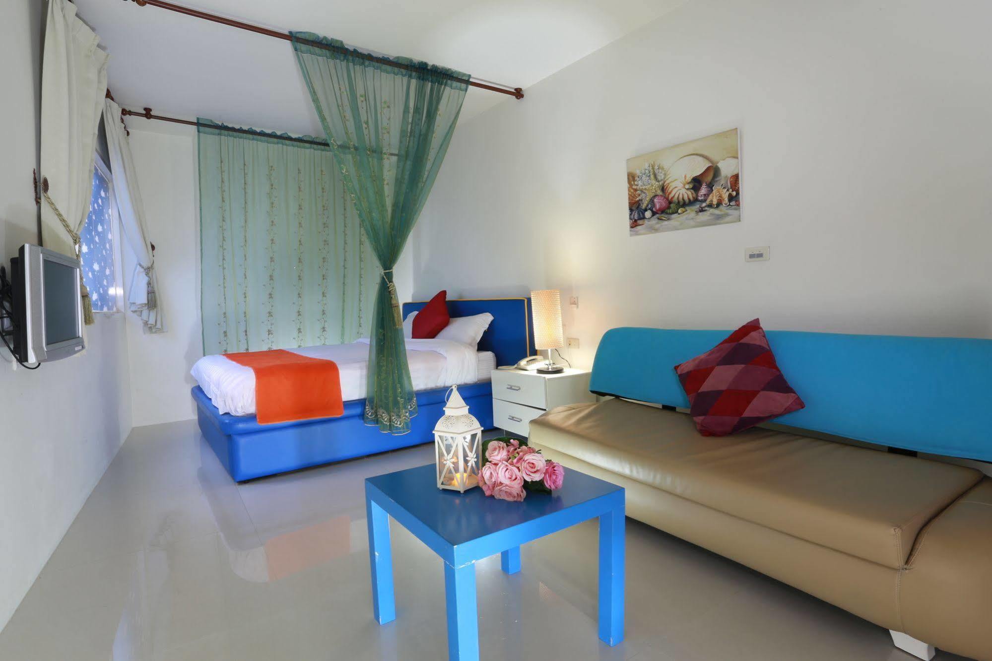 Ocean Sky Homestay Toucheng Exterior foto